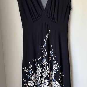 Chic Black Floral Midi Dress